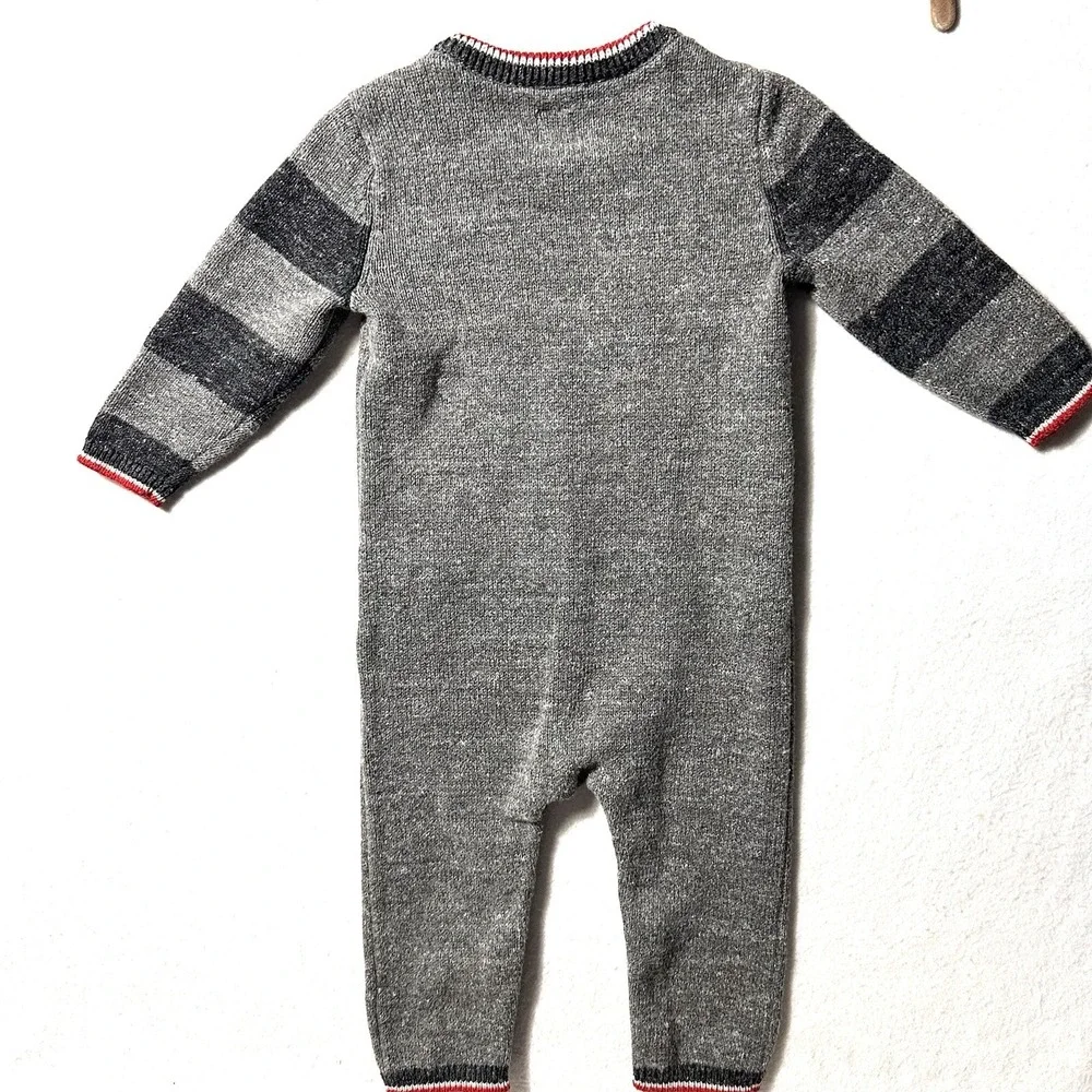 Baby Gap Heart Breaker Sweater Romper‎ 12-18 Month One Piece Jumper $45